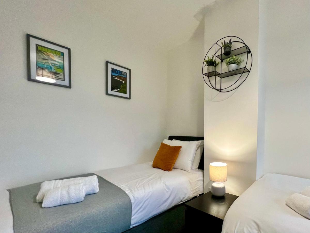 קלית'ורפס Bramhall House - Great For Contractors Or Family Holidays מראה חיצוני תמונה